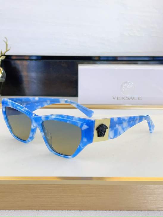 Picture of Versace Sunglasses _SKUfw80050201fw